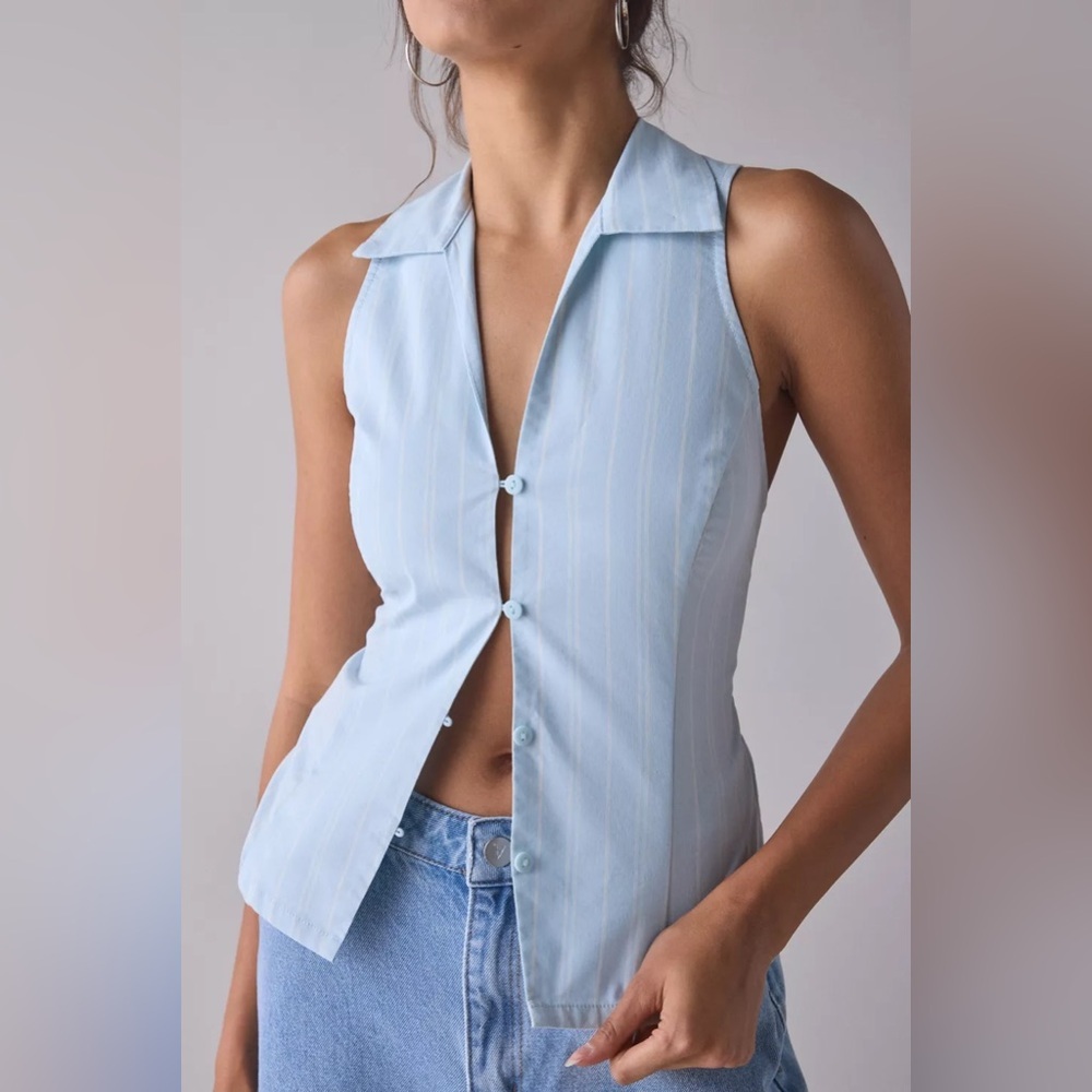 Urban Outfitters Party Girl Cotton-Blend Button Down Sleeveless Shirt. NWT!